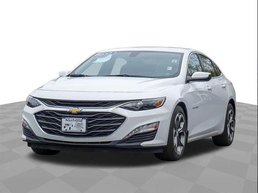 Summit White 2022 Chevrolet Malibu FWD LT