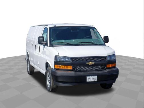 Summit White 2026 Chevrolet Express 2500 2500 Extended Wheelbase, WT, RWD