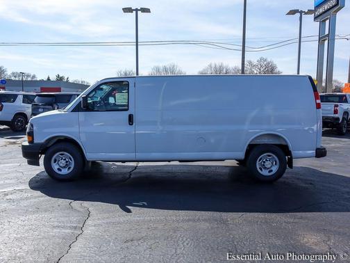 2026 Chevrolet Express 2500 2500 Extended Wheelbase, WT, RWD
