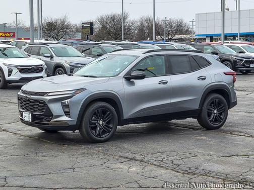 Sterling Gray Metallic 2024 Chevrolet Trax FWD ACTIV