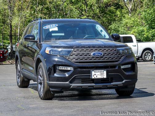 Agate Black Metallic 2023 Ford Explorer XLT