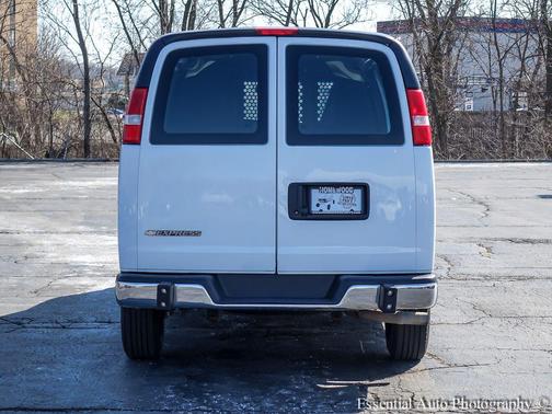 2024 Chevrolet Express 2500 RWD 2500 Regular Wheelbase WT