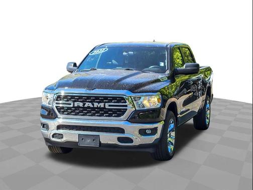 Diamond Black Crystal Pearlcoat 2022 RAM 1500 Big Horn/Lone Star