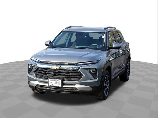 Sterling Gray Metallic 2026 Chevrolet Trailblazer LT