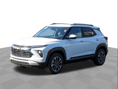Summit White 2026 Chevrolet Trailblazer LT