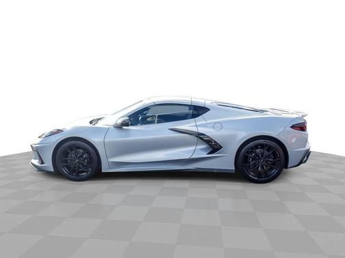 2026 Chevrolet Corvette Stingray w/2LT