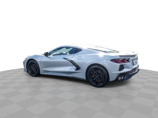 2026 Chevrolet Corvette Stingray w/2LT