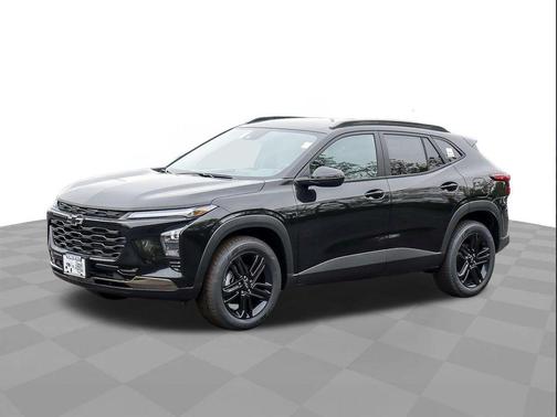 Mosaic Black Metallic 2026 Chevrolet Trax FWD ACTIV