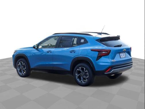 Marina Blue Metallic 2026 Chevrolet Trax LT