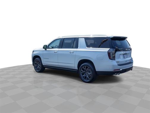 2025 Chevrolet Suburban Premier