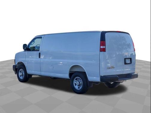 Summit White 2026 Chevrolet Express 2500 Work Van
