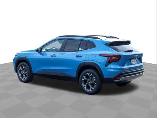Marina Blue Metallic 2026 Chevrolet Trax LT
