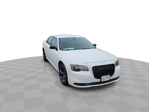 2023 Chrysler 300 Touring