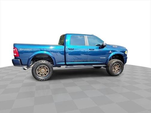 2022 RAM 2500 Big Horn Crew Cab 4x4 6'4' Box