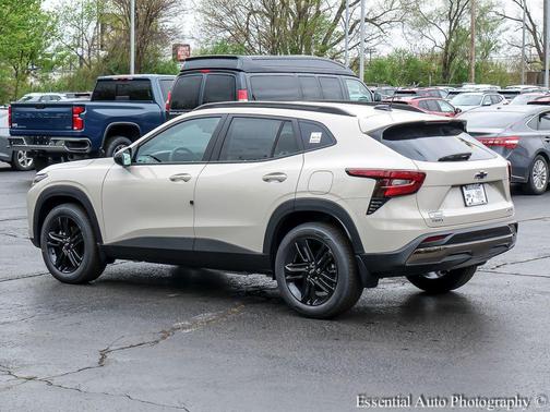 White Sands 2026 Chevrolet Trax FWD ACTIV