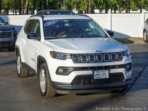 Bright White Clearcoat 2022 Jeep Compass Latitude
