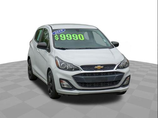 Summit White 2019 Chevrolet Spark LS