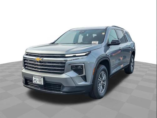 Sterling Gray Metallic 2026 Chevrolet Traverse LT