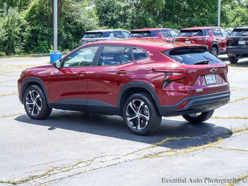 Crimson Metallic 2025 Chevrolet Trax FWD 1RS