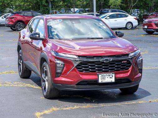 Crimson Metallic 2025 Chevrolet Trax FWD 1RS