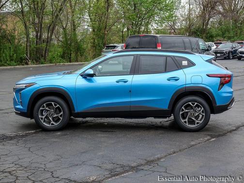 Marina Blue Metallic 2026 Chevrolet Trax LT