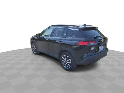 2024 Toyota Corolla Cross XLE