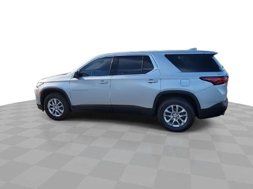 2022 Chevrolet Traverse LS