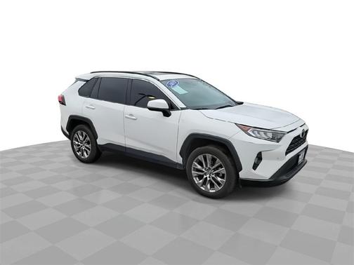 2019 Toyota RAV4 XLE Premium