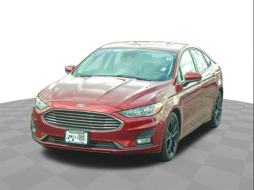 Ruby Red Metallic Tinted Clearcoat 2019 Ford Fusion SE