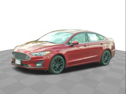 Ruby Red Metallic Tinted Clearcoat 2019 Ford Fusion SE