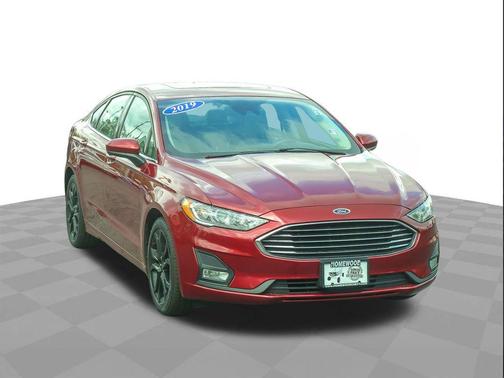Ruby Red Metallic Tinted Clearcoat 2019 Ford Fusion SE