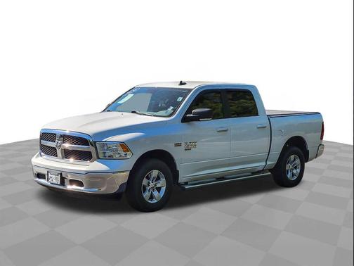 Bright White Clearcoat 2020 RAM 1500 Classic SLT