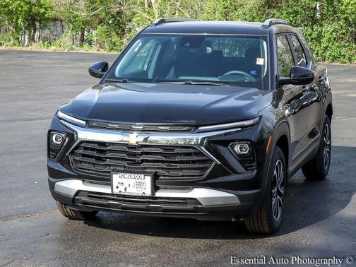 Mosaic Black Metallic 2026 Chevrolet Trailblazer LT