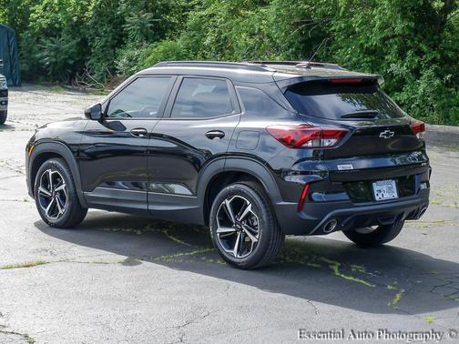 Mosaic Black Metallic 2022 Chevrolet Trailblazer RS