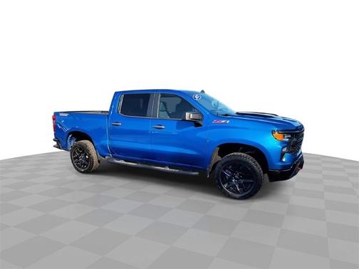 2022 Chevrolet Silverado 1500 Custom Trail Boss