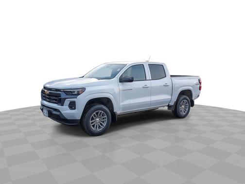 Summit White 2026 Chevrolet Colorado LT