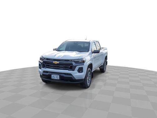 Summit White 2026 Chevrolet Colorado LT