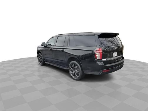 2024 Chevrolet Suburban RST
