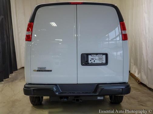 2025 Chevrolet Express 2500 RWD 2500 Regular Wheelbase WT