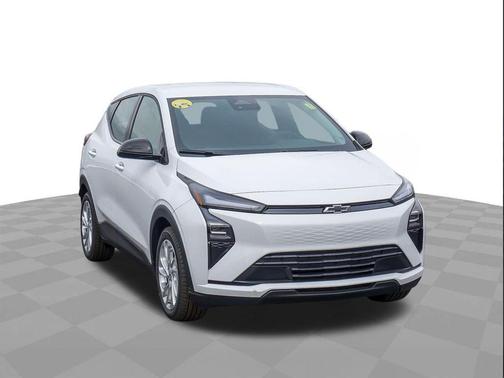 Summit White 2027 Chevrolet Bolt LT