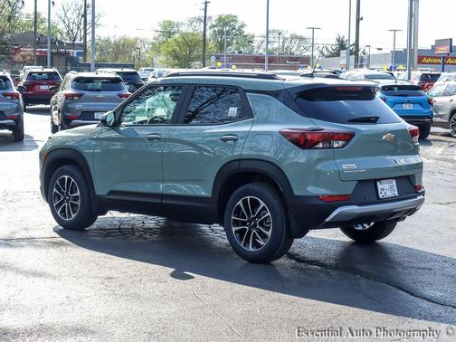 Cacti Green 2026 Chevrolet Trailblazer LT