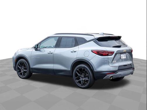 Sterling Gray Metallic 2023 Chevrolet Blazer 3LT