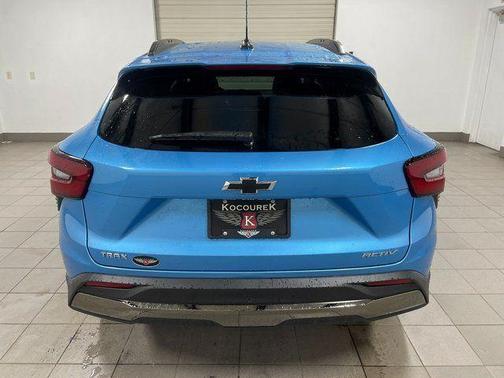 Marina Blue 2026 Chevrolet Trax ACTIV