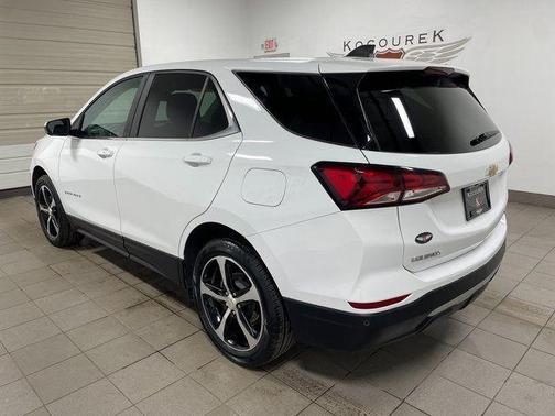 Summit White 2024 Chevrolet Equinox LT