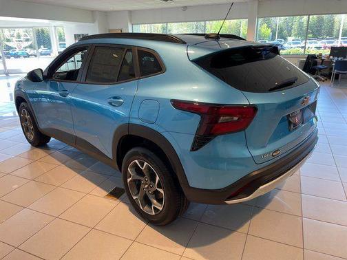 Marina Blue 2026 Chevrolet Trax LT