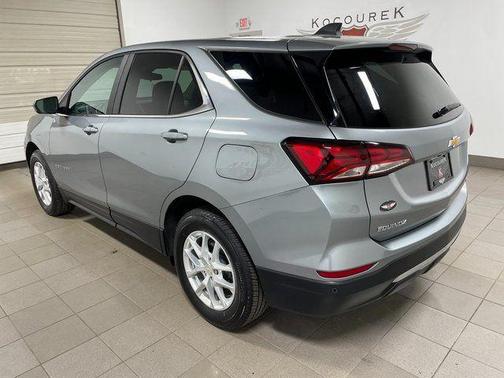 Sterling Gray Metallic 2024 Chevrolet Equinox LT