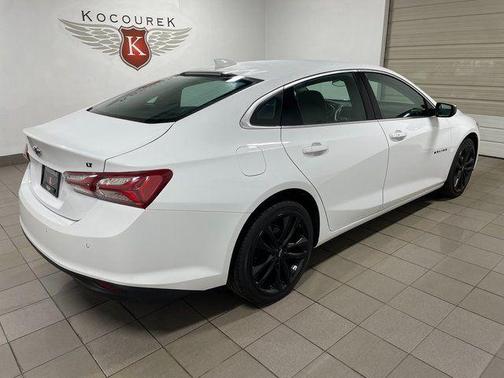 Summit White 2024 Chevrolet Malibu LT