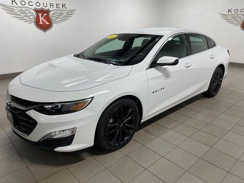 Summit White 2024 Chevrolet Malibu LT