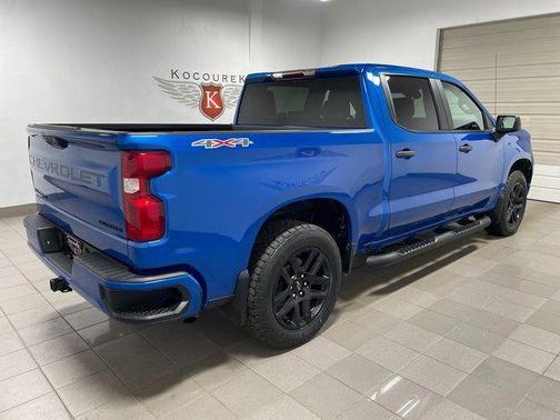 Glacier Blue Metallic 2023 Chevrolet Silverado 1500 Custom