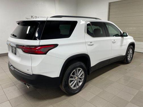 Summit White 2023 Chevrolet Traverse LT Cloth